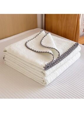 Cotton Lightweight Breathable Coverlet Blanket Soft Farmhouse Bedding 60 x 80 in
